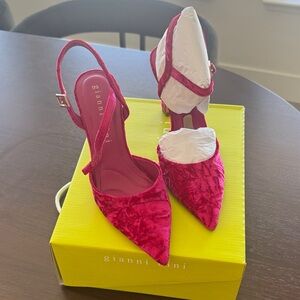 Gianni Bini Fuchsia Velvet Pointed-Toe Slingback Heels